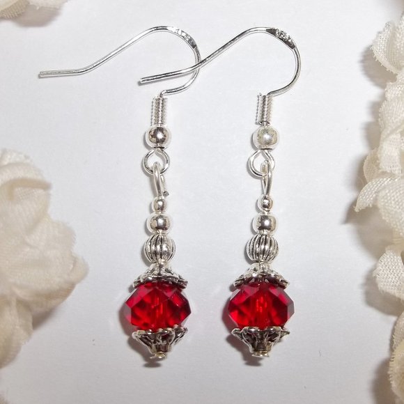 Handmade Jewelry - Beaded Red Dangle Earrings Handmade NWT Set 5183